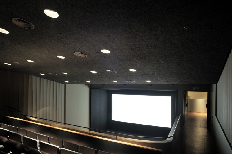 Cinema Ideal inside theatre room 